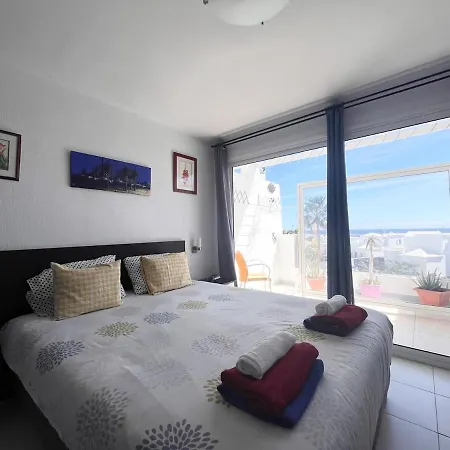 Birdie Kikere Apartment *